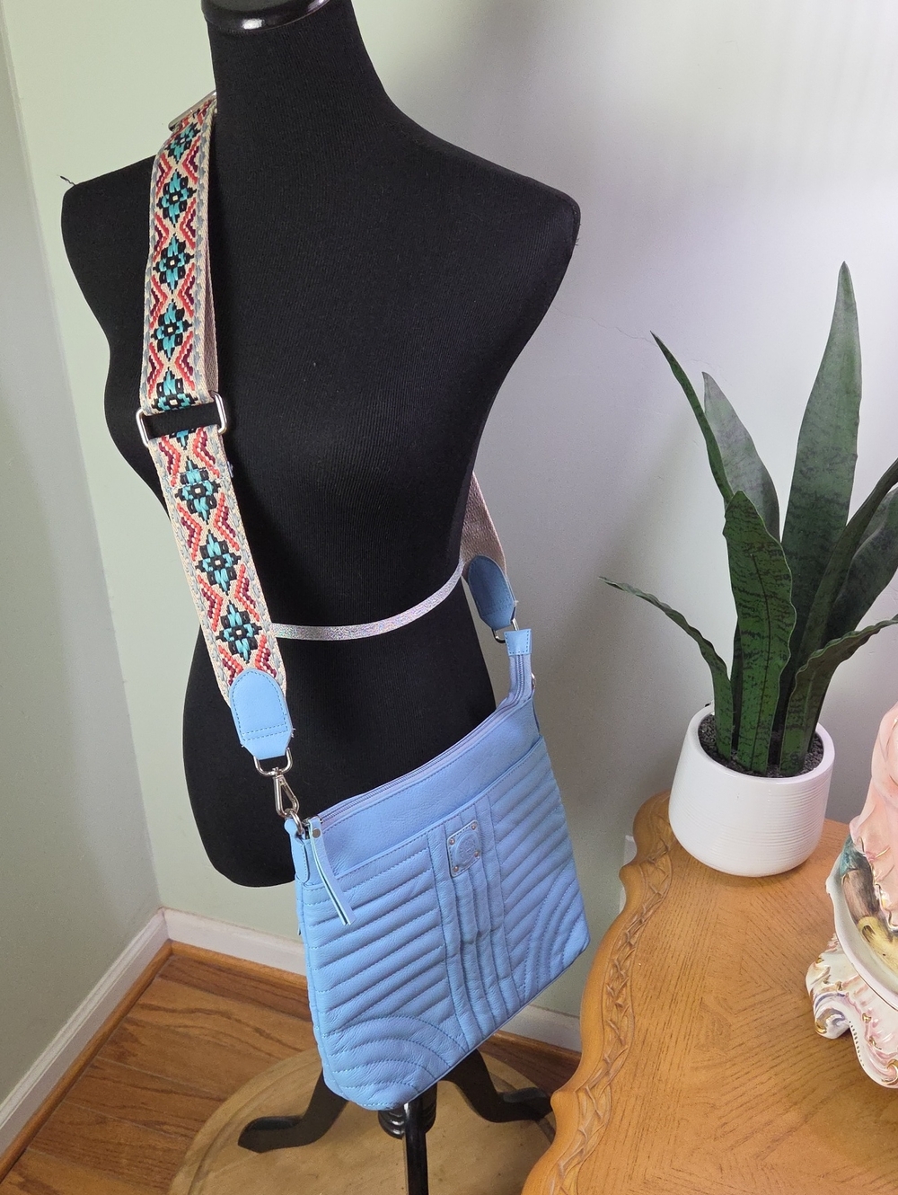 Firenze Bella baby blue quilted crosbody bag